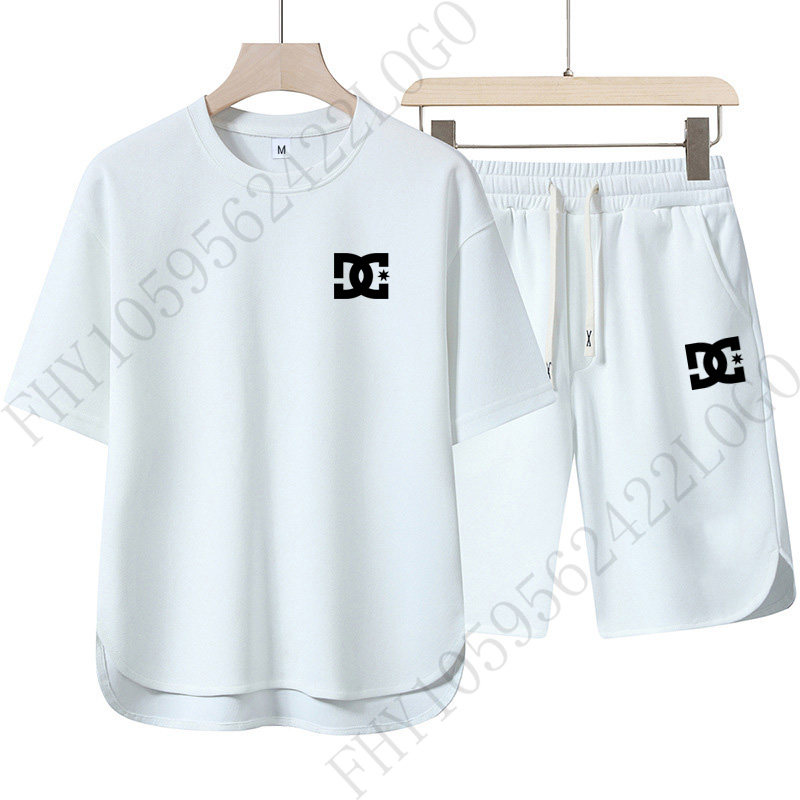 Mens Fashion Trend - Men's fashionable short-sleeved shorts set, round-neck