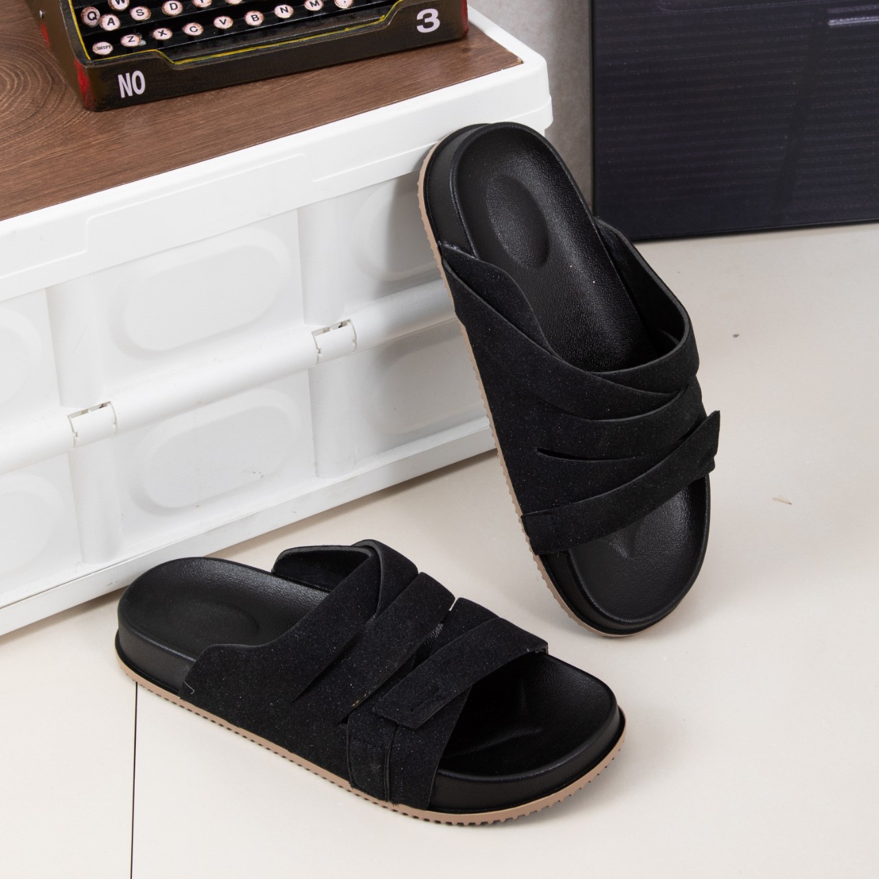 Men Luxury Mesh Slides Summer  - огляд і ціна Men'S Fashion Loafers Shoes